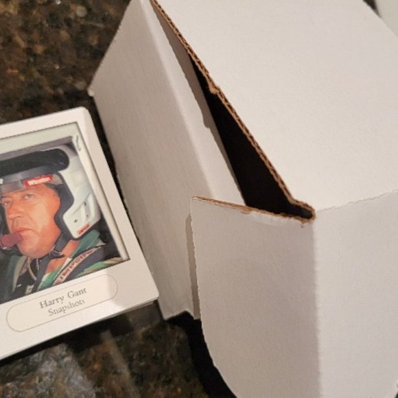 Assorted Trading Cards - Picture 5 of 16